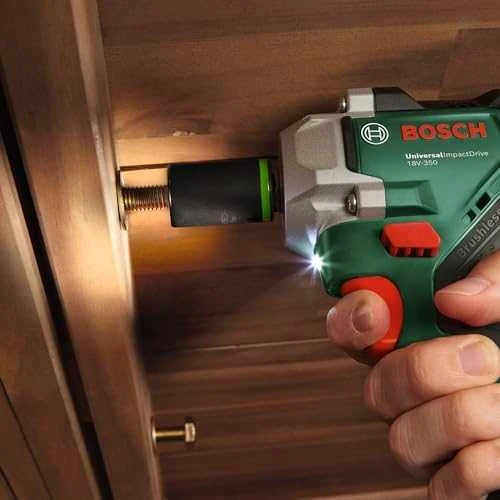 Bosch UniversalImpactDrive18V- -350 Ak.smūg.sukt.be akumuliatoriaus ir kroviklio