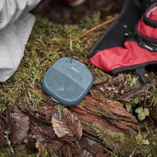 Bose® SoundLink® Micro Bluetooth® nešiojama kolonėlė, Mėlynos spalvos