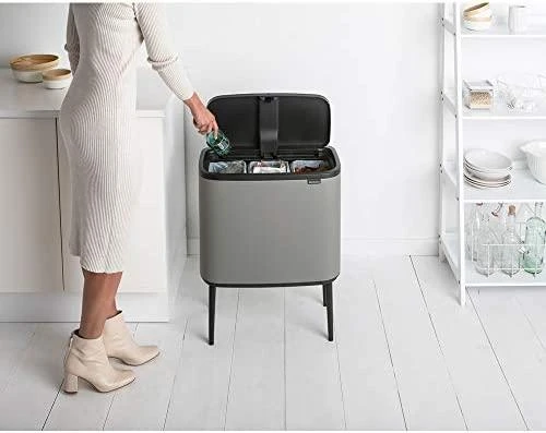 Šiukšlių dėžė Brabantia Bo Touch, 3 x 11 l, Betono pilkos spalvos