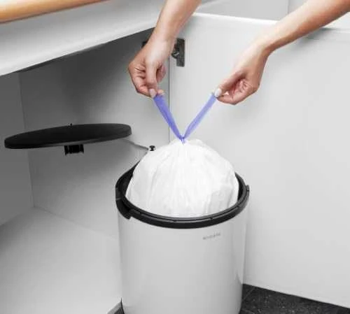 Šiukšliadėžė Brabantia Szafkowy De Luxe 15l balta - (428081)