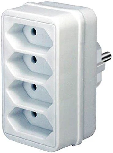 Brennenstuhl adapteris su 4 lizdais