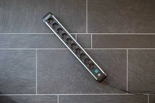 Brennenstuhl Rozgałęziacz 3 m 10 x gniazdo jungiama į tinklą wewnętrzna juoda, sidabrinė (1391030000)