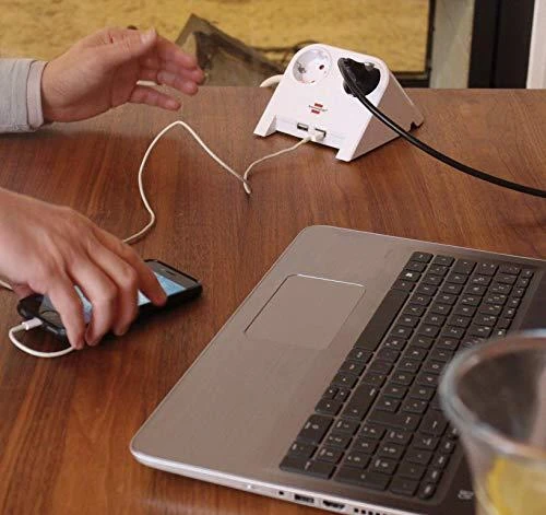 Brennenstuhl ilgiklis su 2xUSB įkroviklio 1,8 m laidu. 2 krypčių baltas 1153520222 / GT-634