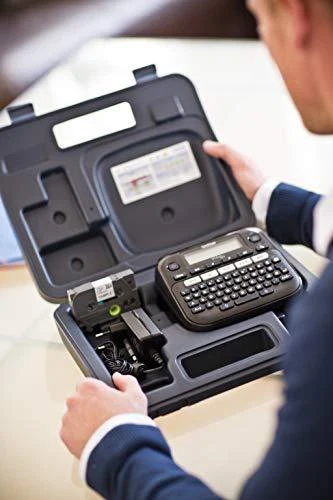 Etiketės spausdintuvas - Brother P-touch D210VP Terminis perdavimas, QWERTZ klaviatūra, 12mm