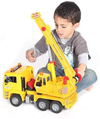 BRUDER sunkvežimis auto su kranu, 02754