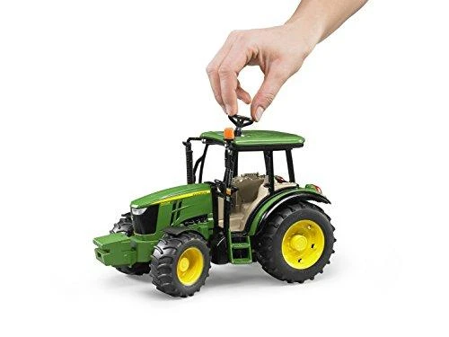 BRUDER traktorius John Deere 5115M, 02106