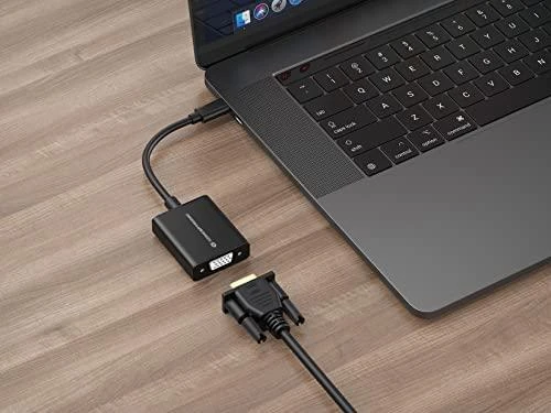 Conceptronic USB-C į VGA adapteris prijungtas prie kompiuterio