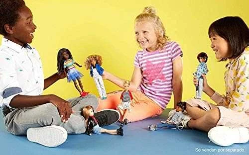 Mattel Barbie Creatable World Skirtas šviesiems plaukams plaukai 30 cm (GGT67)