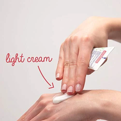 "Mustela" labai jautrios odos raminamasis drėkinamasis kremas 40ml