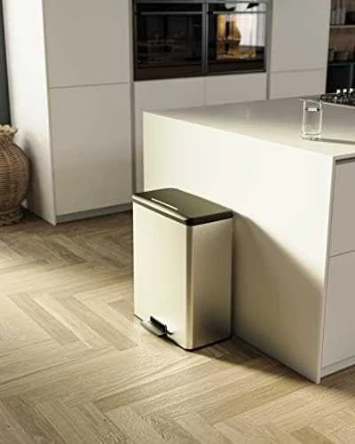 Curver Šiukšliadėžė su pedalu Deco, sidabrinės spalvos, 65l