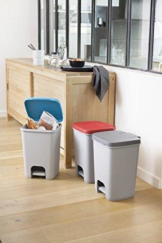 Keter CURVER ŠIUKŠLIADĖŽĖ ESSENTIALS 20L