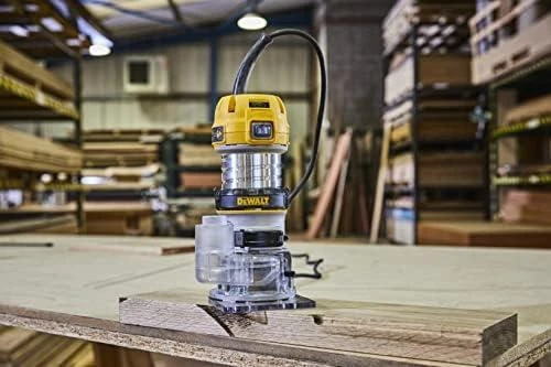 Kantų freza DEWALT  900W D26200
