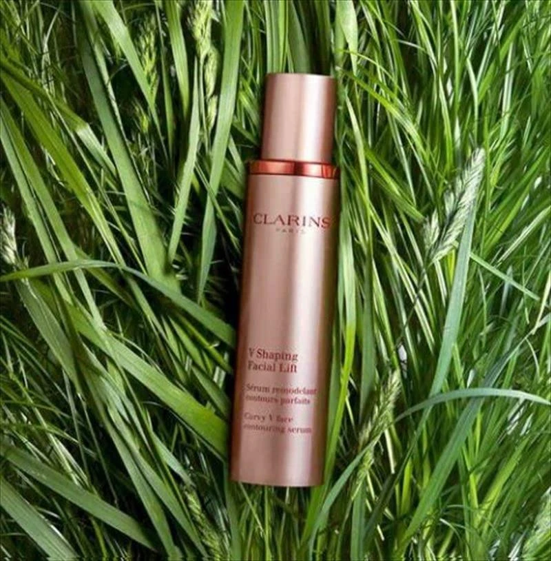 Clarins Veido formavimo ir kontūravimo serumas (Shaping Facial Lift Total V Serum) 50 ml