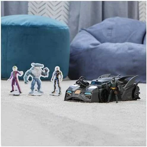 Spin Master DC Comics Rinkinys figurka Batman lalka 10 cm + Batmobile priedai