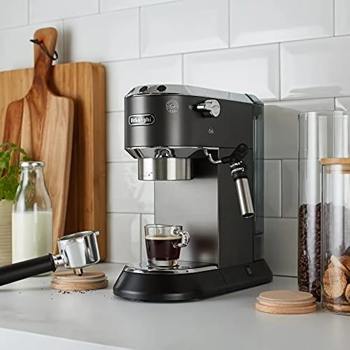 Kavos aparatas DeLonghi Dedica Style EC685.BK, Juodas