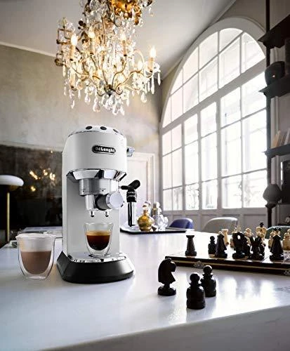 Kavos aparatas  DeLonghi EC685.W Dedica Style
