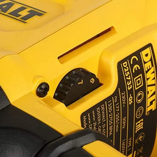 DEWALT perforatorius D25733K SDS-Max,1600W, 13.3J, 9.5kg