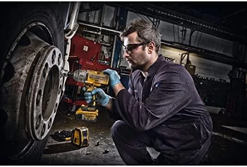 DEWALT Smūginis veržliasukis DCF899NT  950Nm  be akumuliatoriaus ir kroviklio