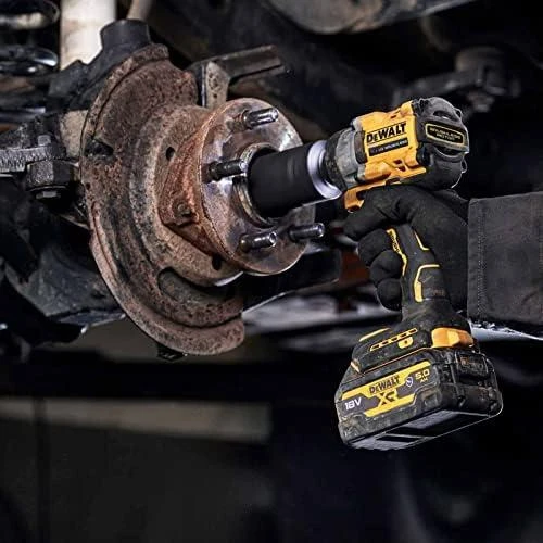 DeWALT akumuliatorinis smūginis veržliaraktis 18V b/a