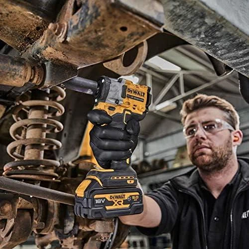 DeWALT akumuliatorinis smūginis veržliaraktis 18V b/a