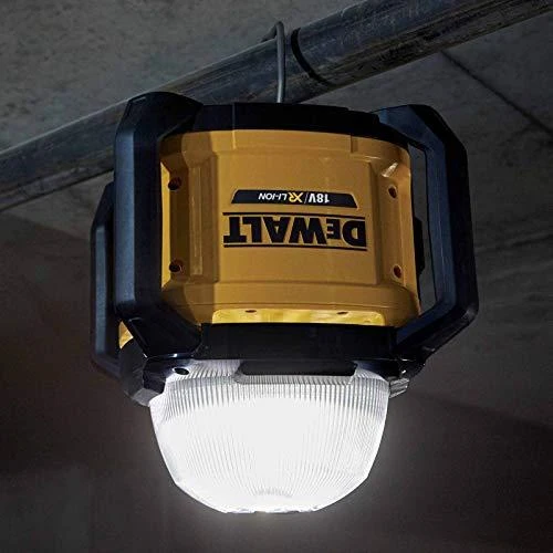 DeWALT prožektorius DCL074 18V be akumuliatoriaus ir kroviklio
