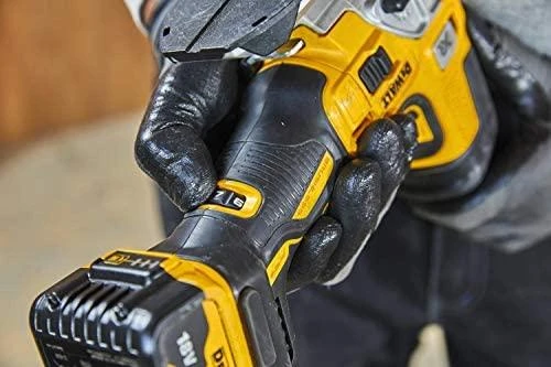 Akumuliatorinis siaurapjūklis DeWalt DCS335P2; 18 V; 2x5,0 Ah akum.