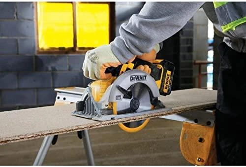 DeWalt akumuliatorinis diskinis pjūklas DCS391N-XJ 165 mm be akumuliatoriaus ir kroviklio
