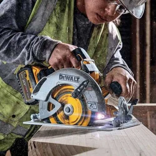 DeWalt akumuliatorinis diskinis pjūklas DCS573NT, 190mm, TSTAK lagaminas be akumuliatoriaus ir kroviklio