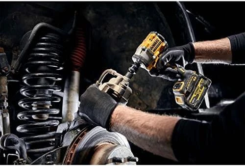 Smūginis veržliasukis DeWalt DCF921P2G-QW; 18 V; 2x5,0 Ah akum.