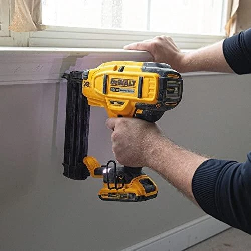 Viniakalė DeWalt DCN680N; 18 V (be akumuliatoriaus ir pakrovėjo)