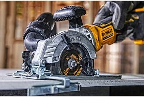 DEWALT diskinis pjūklas DCS571N 115 mm 18V be akumuliatoriaus ir kroviklio
