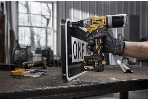 Akumuliatorinis kniediklis DeWalt DCF414NT-XJ; 18 V (be akumuliatoriaus ir pakrovėjo)