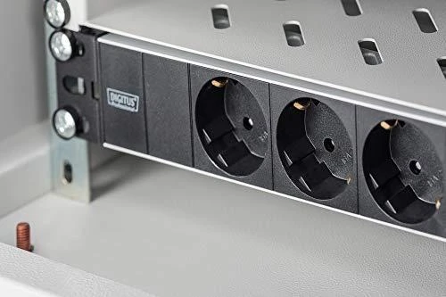 Assmann Electronic DIGITUS Outlet stripe 3x 10Inch 4000W 16A juodas su montavimo komplektu