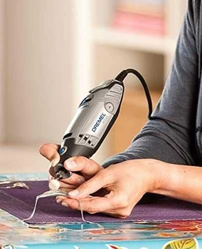 DREMEL 3000 serijos rotacinis įrankis + 15 priedų
