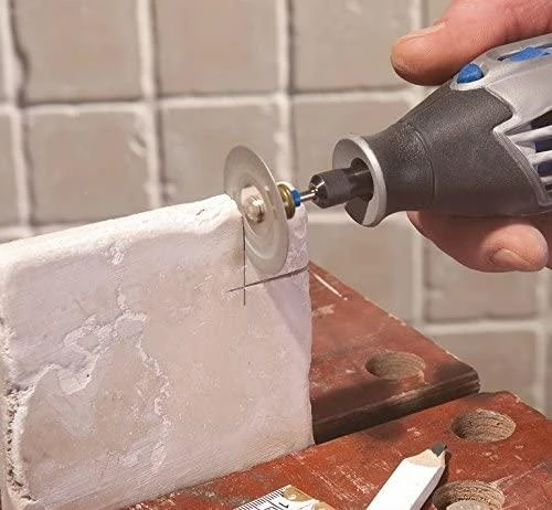 Dremel daugiafunkcinis įrankis 3000-1/25 EZ su 25 priedais