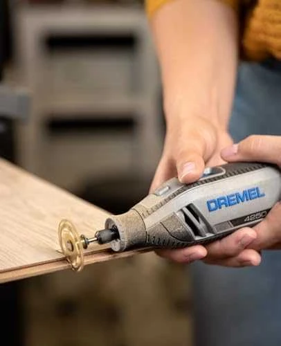 Dremel daugiafunkcinis įrankis 4250-35 su 35 priedais