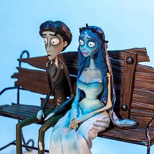 Sd Toys The Corpse Bride Emily and Victor figure