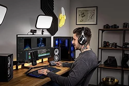 Elgato | Wave Mic Arm | 10AAN9901 | Viršutinės rankos darbo stalo prošvaisa (160 mm); Apatinės rankos darbo stalo prošvaisa (70 mm); Horizontalus siekis (740 mm); Vertikalus sukimas (90 ° aukštyn / 60 ° žemyn (alkūnė); Stalinis spaustukas išplečiamas iki 60 mm | Žemas profilis
