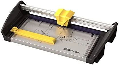 „Fellowes Atom A4“.