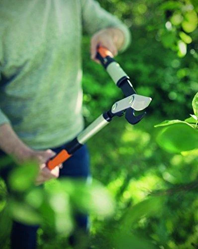 Fiskars PowerGear X sodo žirklės prasilenkiančiais ašmenimis LX94, M (1020187)