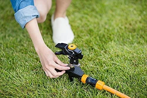 Fiskars Pulsinis purkštuvas su ratukais, metalinis