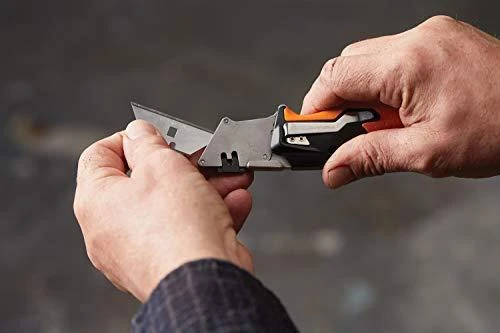Fiskars CarbonMax Užlenkiamas peilis 1027224