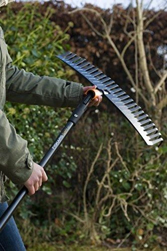  FISKARS Grėblys lapų didelis QuikFit (1000642) 