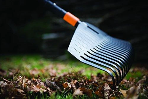  FISKARS Grėblys lapų didelis QuikFit (1000642) 