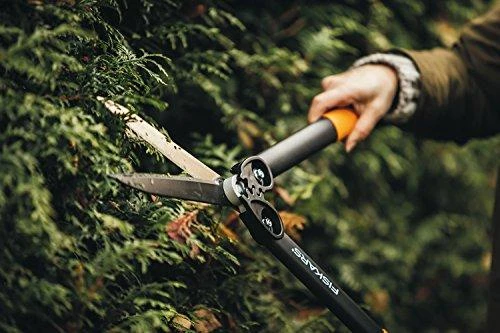 Fiskars Žirklės gyvatvorėmsHS72 (1000596) plastikiniu reduktoriumi#