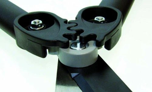 Fiskars Žirklės gyvatvorėmsHS72 (1000596) plastikiniu reduktoriumi#