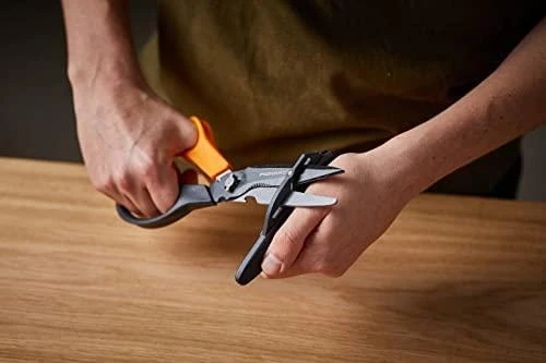 Fiskars Daugiafunkcinis įrankis - žirklės