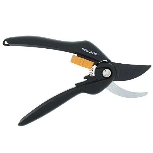Fiskars SingleStep sekatorius prasilenkiančiais ašmenimis