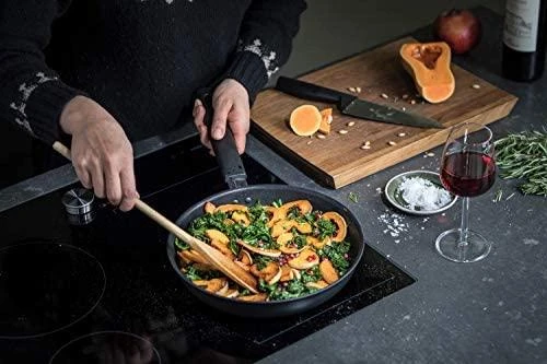 Fiskars HF keptuvė 30 cm