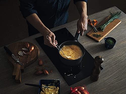 Fiskars Hard Face keptuvė padažams 1,8 L / 18 cm su dangčiu, 1052226